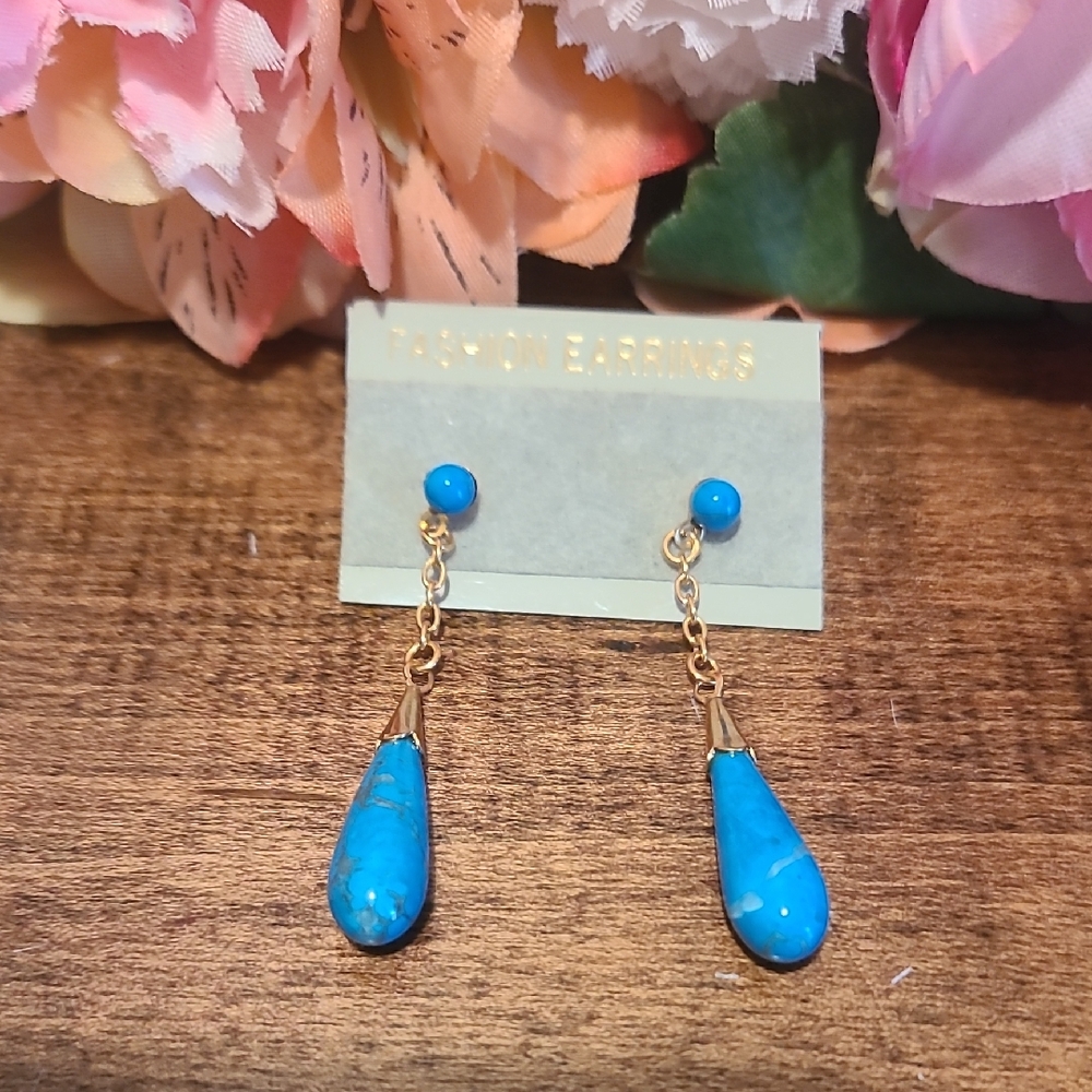 Elegant Blue Teardrop Earrings
